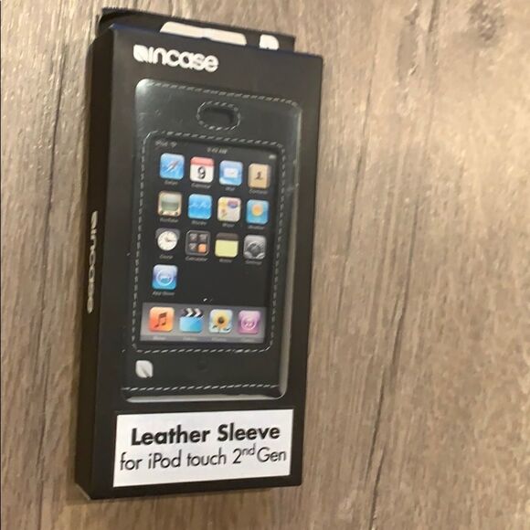 Leather case  - Picture 1 of 5